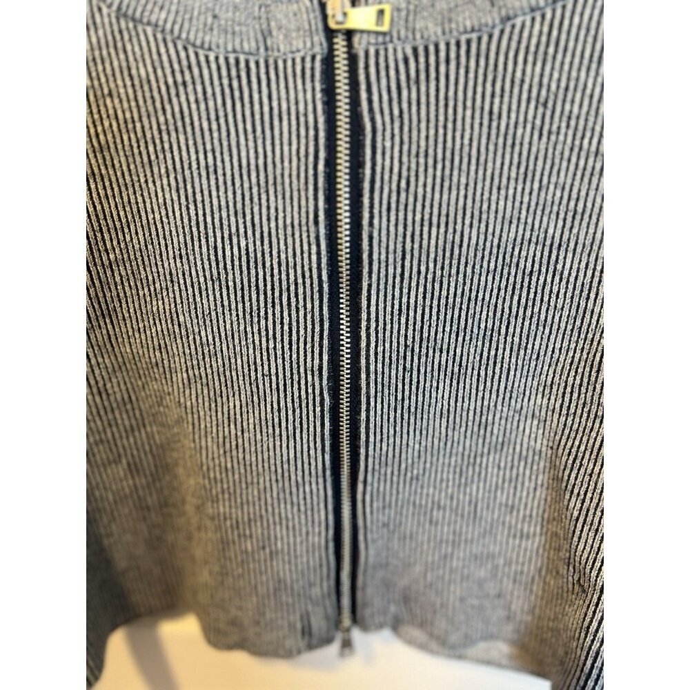 Wild Fable Striped Blue and White Zip-Up Cardigan Medium Cropped Ribbed Fitted - Picture 3 of 9